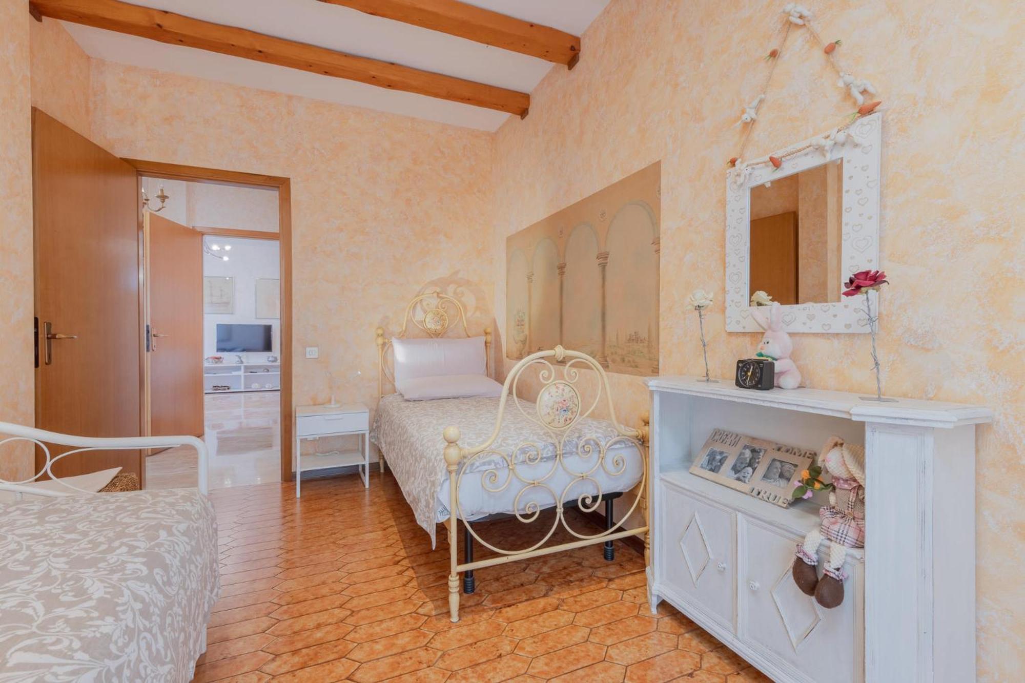 Talamini Apartment Местре Екстериор снимка